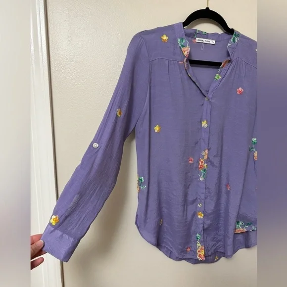 Lavender gauzy embroidered Floral Button-Up Blouse with underneath tank - Picture 10 of 11